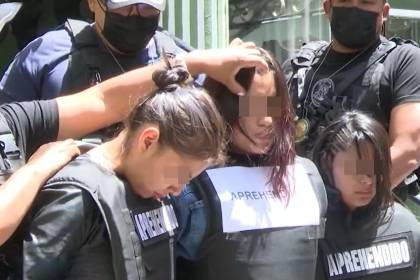 Tres mujeres de 19, 23 y 24 años fueron aprehendidas por ‘pildorear’ a dos jóvenes y robarles sus pertenencias