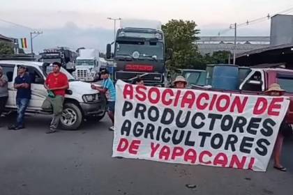 Productores de Ichilo protestan en contra del nuevo régimen del diésel