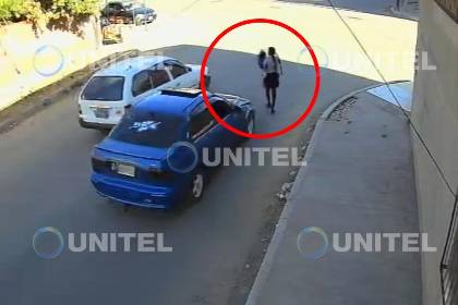 Atropellan a una mujer que tenía a su hijo en brazos, el menor está con pronóstico reservado