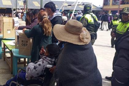 La Paz: Los partidos deben multas de Bs 700.000 por pintar propaganda en espacios públicos