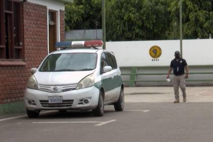 Extranjera sufre violación grupal afuera de un local tras ser dejada por sus acompañantes