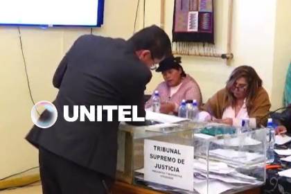 Judiciales: Aparece video que muestra a postulante escogiendo sobres de preguntas que debía sacar al azar