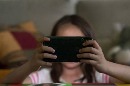 Diputados sancionan ley que busca “proteger la integridad” de menores de edad en entornos digitales