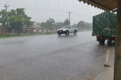 Hasta el viernes rigen tres alertas en el país por intensas lluvias y posible desborde de ríos