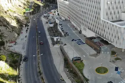 La Paz: Diputada de Libre denuncia robo de un equipo en el hospital gastroenterológico que aún no atiende