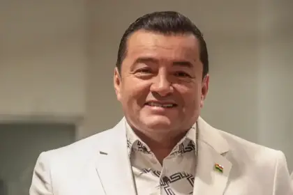 “Jhonny Fernández tiene que ir a declarar”, dice Manuel Saavedra sobre el caso de malversación de fondos