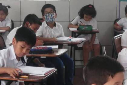 Pese a contaminación del aire, se mantienen las clases presenciales en Santa Cruz, confirma director Departamental de Educación