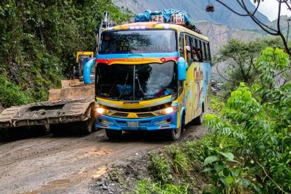 Choferes del norte paceño dicen que las condiciones topográficas de la región no son aptas para vehículos con GNV