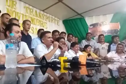 Transportistas federados advierten con paro nacional indefinido desde el sábado en contra de la eliminación de la subvención