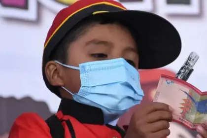 Más de 2,3 millones de estudiantes se beneficiarán con el bono Juancito Pinto: ¿cuándo se pagará?