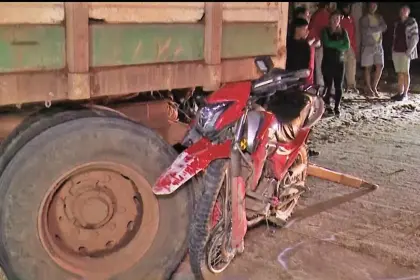 Una chata sin señalización provoca dos muertes en dos accidentes, en menos de 24 horas