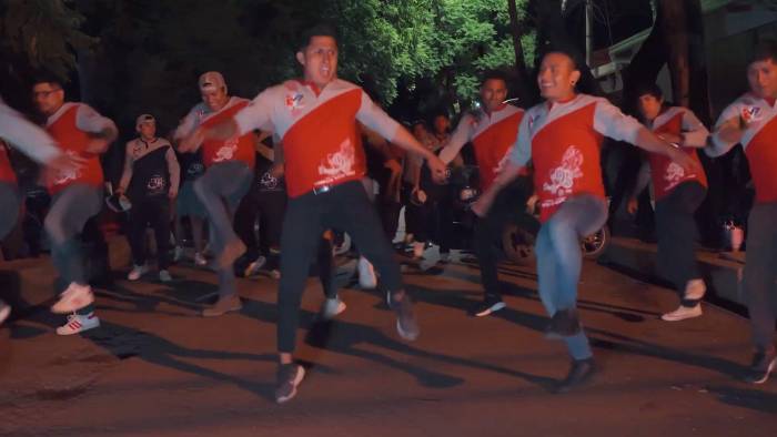 Cada golpe es ritmo, cada paso identidad 