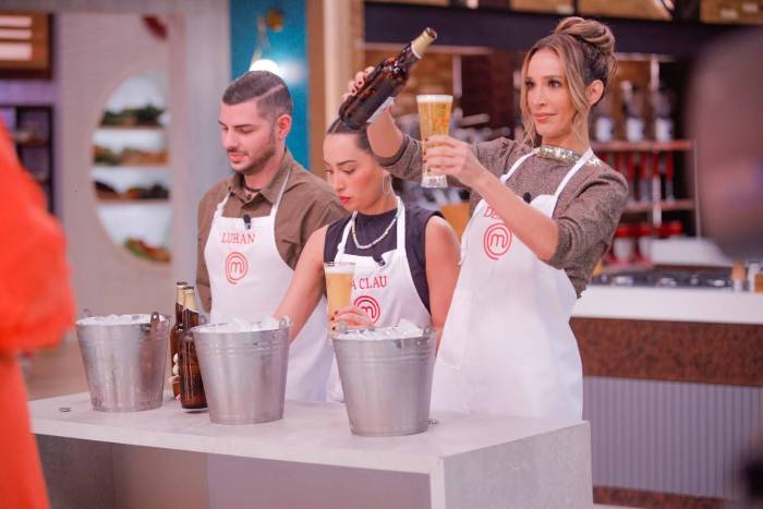 Desirée gana el mini reto de cerveza ¿Cuál será la última ventaja de la temporada? 