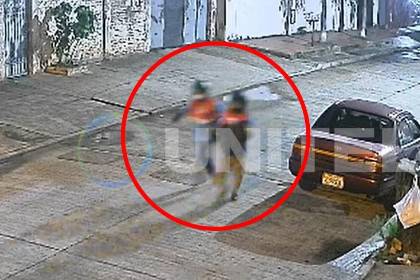 Salen a la luz videos de los falsos repartidores que atacaron a Nadia Beller