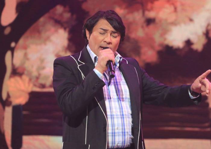 Nino Bravo no contuvo las lágrimas en el escenario 