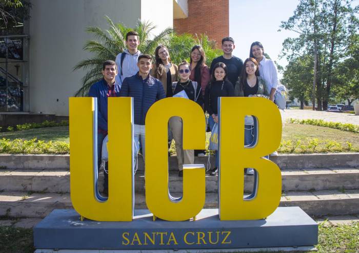UCB Santa Cruz, la Universidad de mayor prestigio de Bolivia inició las inscripciones para su gestión I/2024 UCB Santa Cruz, la Universidad de mayor prestigio de Bolivia inició las inscripciones para su gestión I/2024