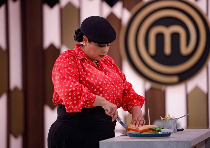“No pienso comer esto”, la chef Coral se rehusó a probar la hamburguesa de Desirée “No pienso comer esto”, la chef Coral se rehusó a probar la hamburguesa de Desirée