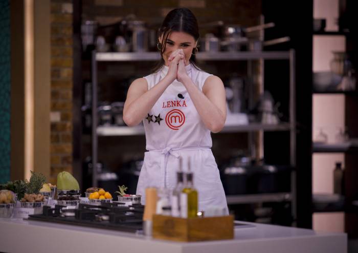 Lenka se convierte en la primera semifinalista de MasterChef Celebrity 