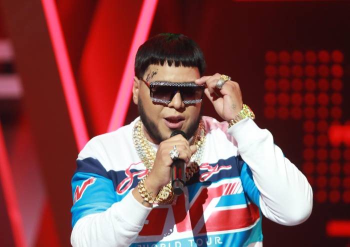 “Subí al escenario infiltrado para conocer a Anuel”: La anécdota del imitador al cumplir su sueño “Subí al escenario infiltrado para conocer a Anuel”: La anécdota del imitador al cumplir su sueño