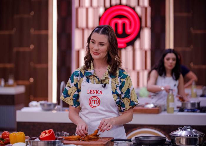La sorpresa que descolocó a los cocineros en plena preparación de sus platos 