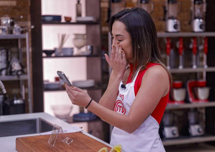 Noche de amor y platos con historia, La Clau se quiebra al descubrir un mensaje especial Noche de amor y platos con historia, La Clau se quiebra al descubrir un mensaje especial