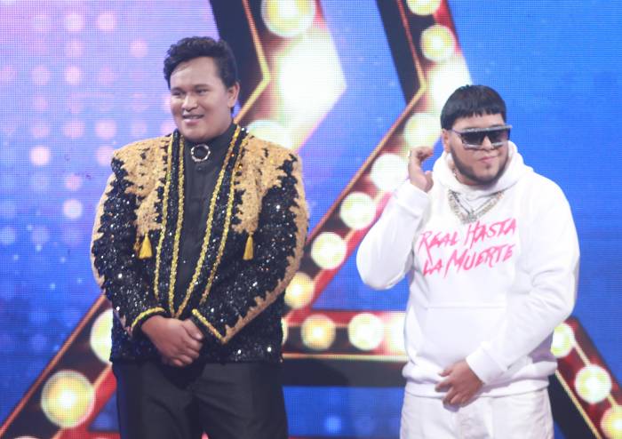 ¿Enemistados? Juan Gabriel y Anuel AA exponen sus diferencias en público ¿Enemistados? Juan Gabriel y Anuel AA exponen sus diferencias en público