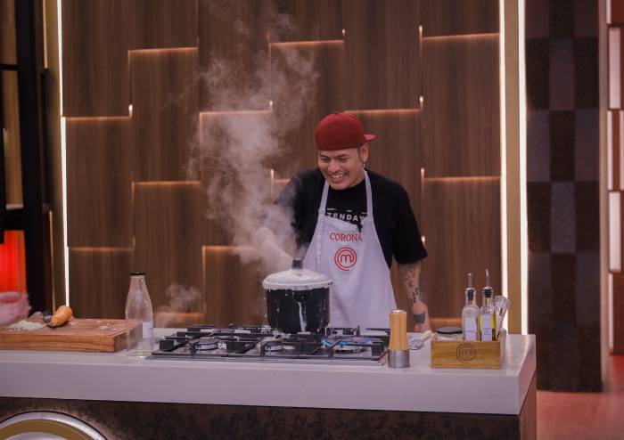 ¿Cocinas en caos? Corona, Keler y Sergio en problemas con sus ollas ¿Cocinas en caos? Corona, Keler y Sergio en problemas con sus ollas