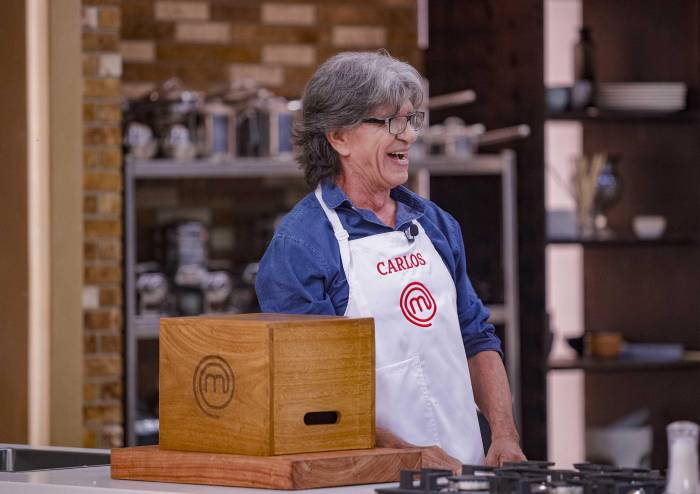 Coplas y poemas ¿El conquiste de Carlos a La Justa en las cocinas de MasterChef Celebrity? Coplas y poemas ¿El conquiste de Carlos a La Justa en las cocinas de MasterChef Celebrity?