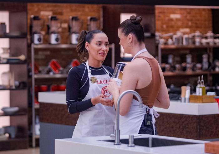 ¿Trampas en las cocinas de MasterChef? Dos cocineras rompieron las reglas de la competencia ¿Trampas en las cocinas de MasterChef? Dos cocineras rompieron las reglas de la competencia