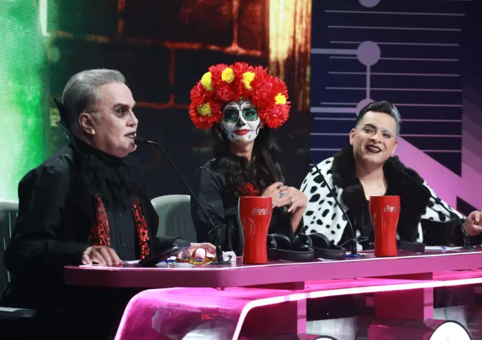 Tétrica caracterización del jurado para celebrar Halloween 