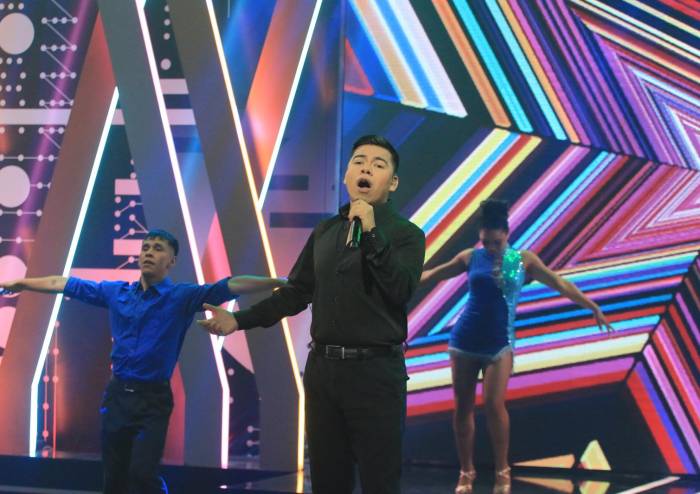 Enfermo pero cantará con el corazón: Américo decidido a darlo todo en el escenario