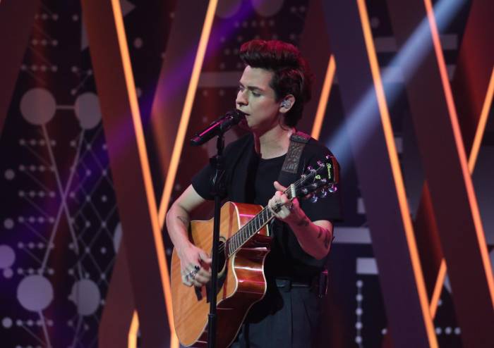 Harry Styles no consigue superar sus anteriores galas, el jurado quiere ver más