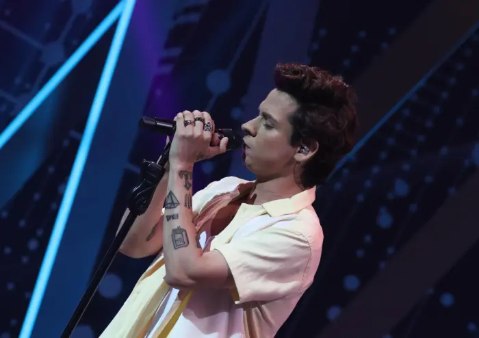 Harry Styles volvió a robarse la noche con su presentación 