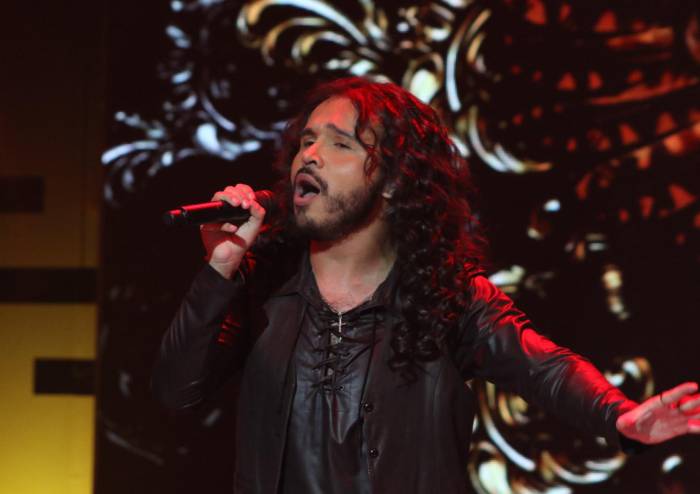 José Andrëa impresiona con su energía en el escenario de los sueños