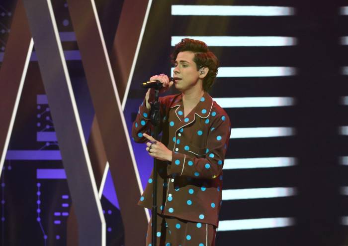 Arriesgado: Harry Styles se desafió con un tema con el que le fue mal en una anterior gala 