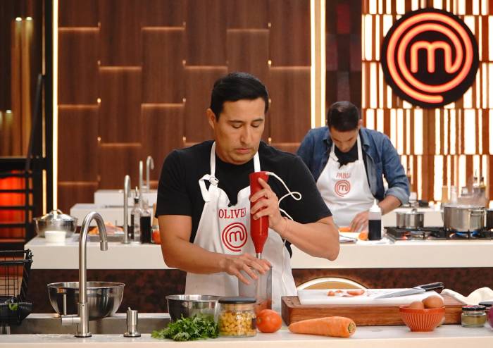 “Tenés que llorar, si lloras te ayudan”: La técnica infalible de Renata para recibir ayuda de los chefs, según Oliver y Pablo 