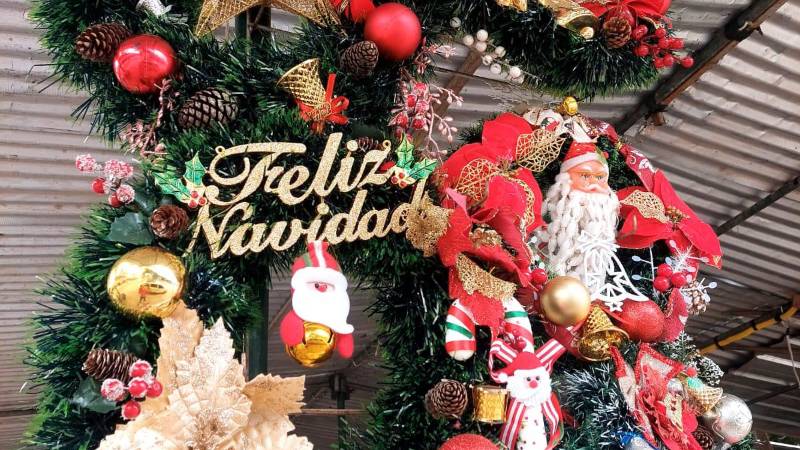 Arreglos navideños para los hogares.