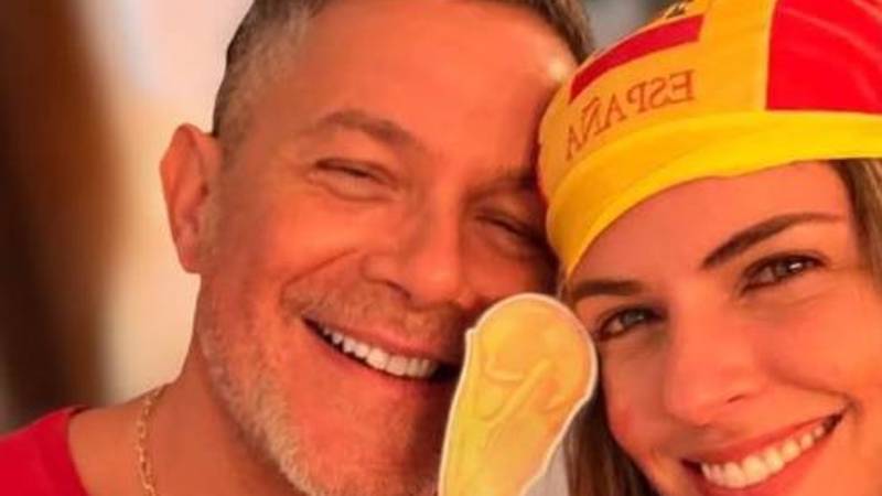 Alejandro Sanz y su novia 
