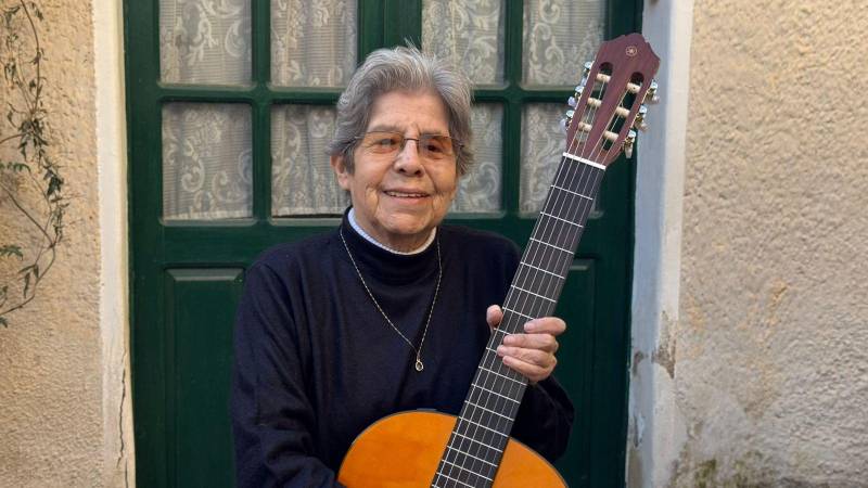 La cantautora boliviana del Bicentenario 