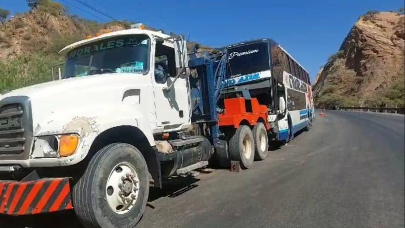 Accidente de tránsito en la ruta Oruro - Cochabamba. 