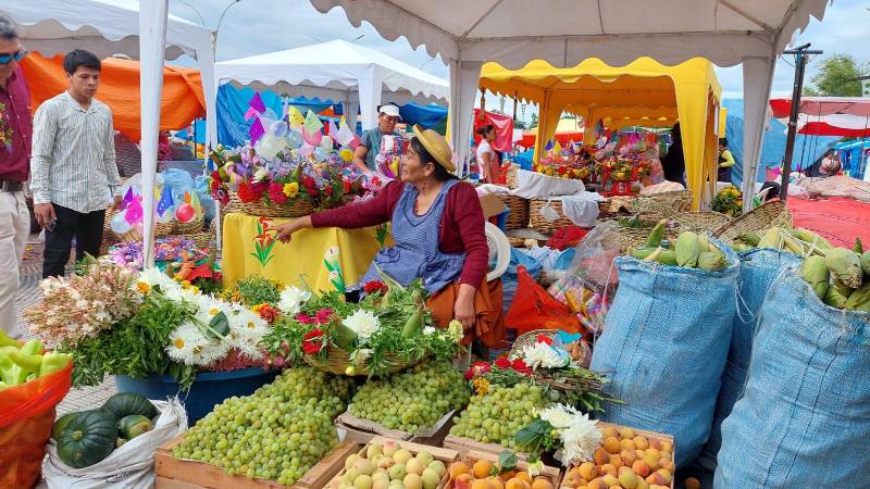 Jueves de Compadres en Tarija.