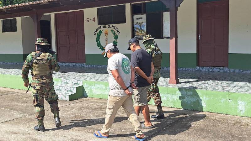Los dos hombres fueron aprehendidos.