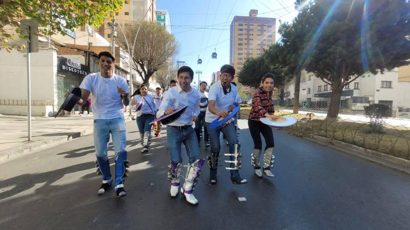 La danza de los caporales de la UMSA