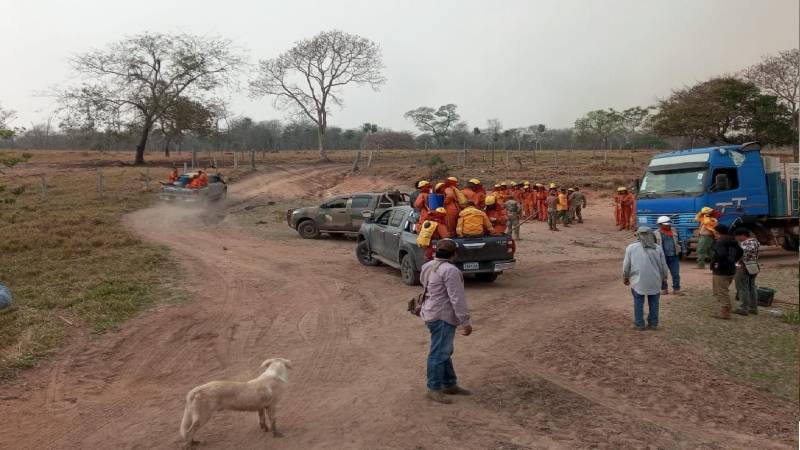 Los recursos no llegan a ser suficientes para hacer frente al incendio