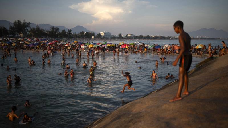 Playas repletas en Brasil