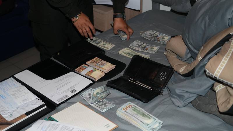 La Policía informó que se encontró miles de dólares en poder de Marcelo Arce