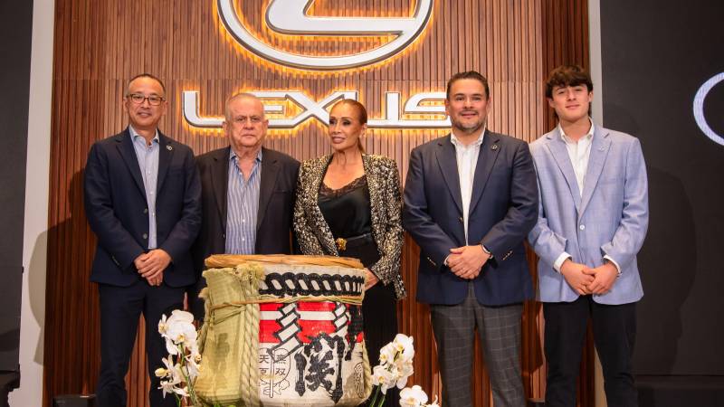 Lexus inauguró su nuevo showroom en Equipetrol
