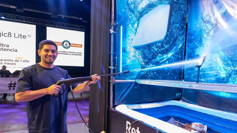 HONOR Magic8 Lite: Resistencia con récord Guinness