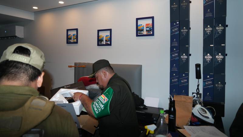 Se conoce que en la aprehensión fueron encontradas otras cuatro personas