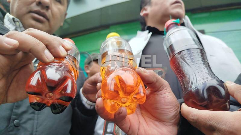 La gasolina que supuestamente está dañando a los surtidores. 